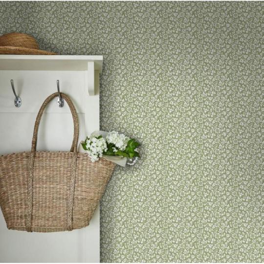 apro viragmintas zold tapeta vintage rusztikus klasszikus videki nyaralo etterem nappali haloszoba gyerekszoba etkezo konyha dekoracio eloter eloszoba lepcsohaz.jpg